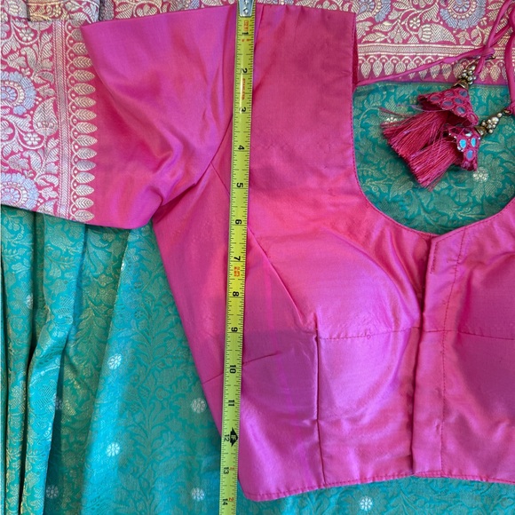 Beautiful Banarasi Pure Silk Saree - Brand New w/Tags - Picture 8 of 14